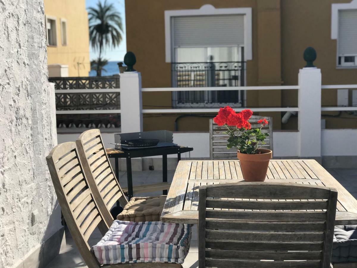 Malaga Beach House, 2 City Bikes, 2 Children'S Bikes, Wifi, Big Terrace, Bbq, Family, Childfriendly Exterior photo